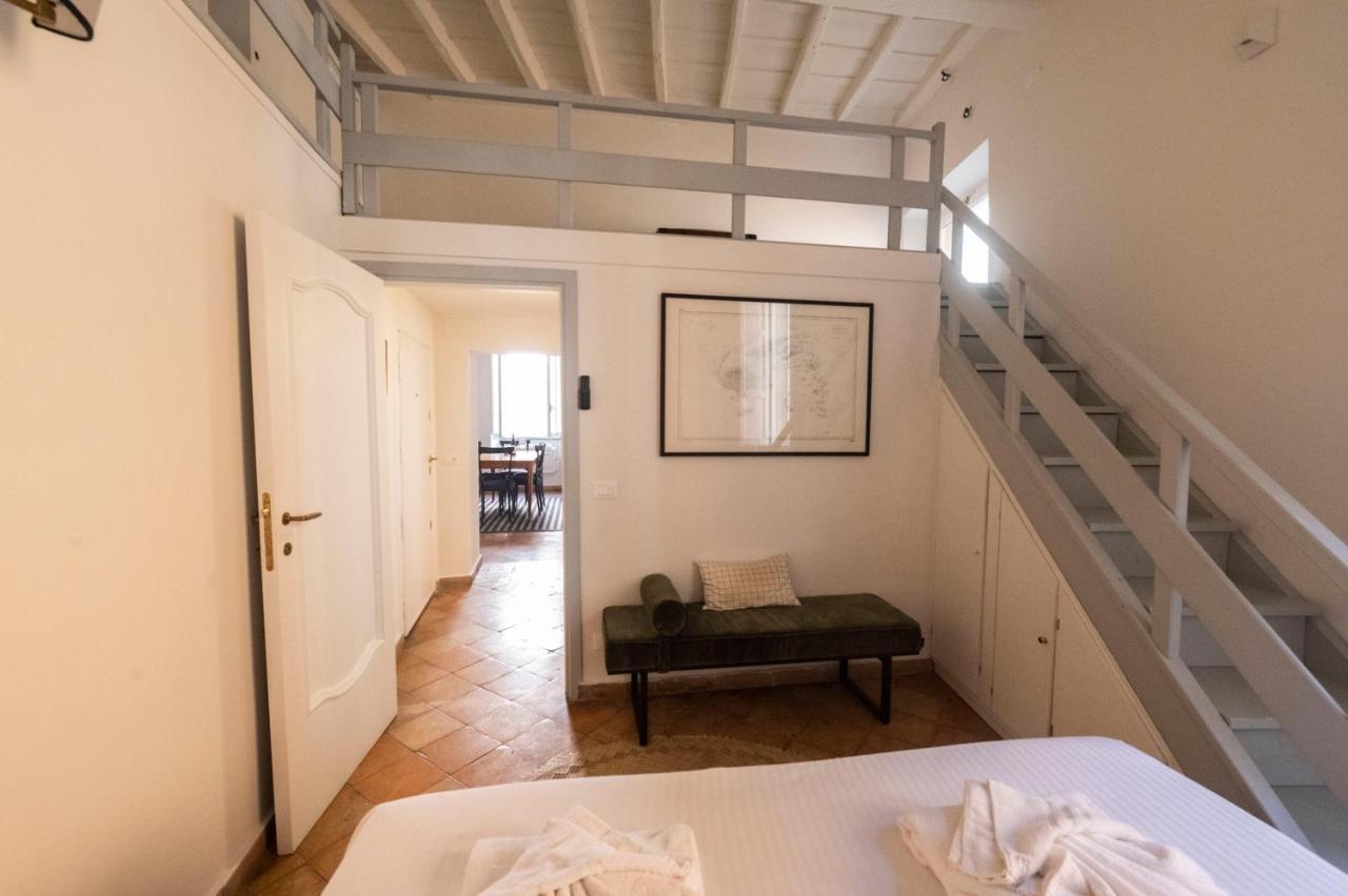 Artsy And Elegant Apartment Near Pantheon Рим Екстериор снимка